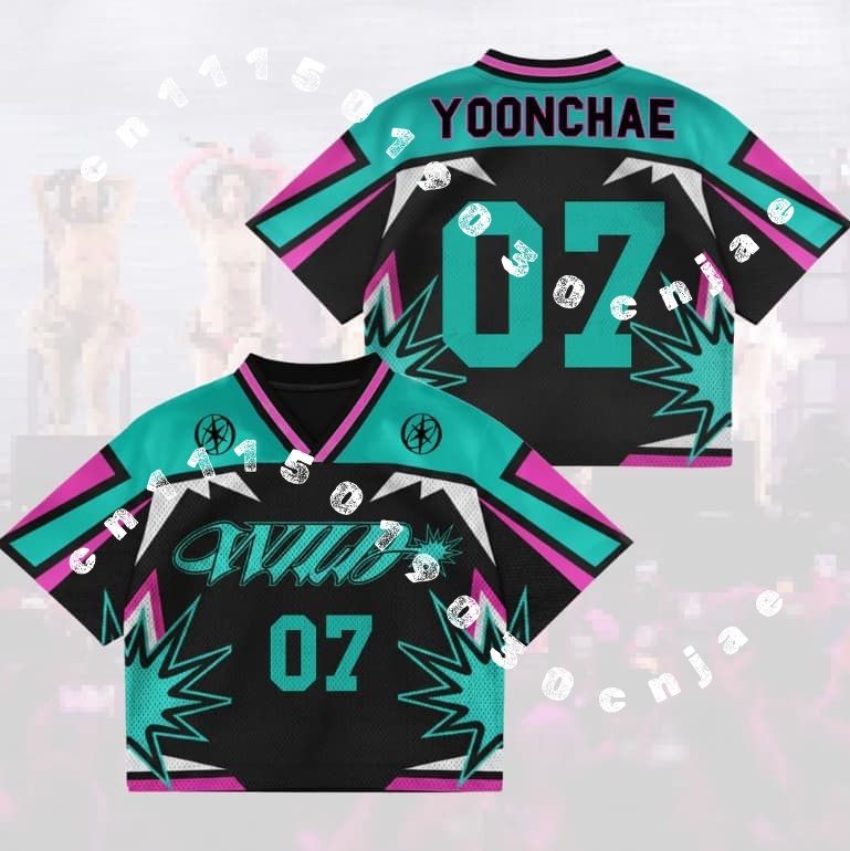Street Fashion Kpop - Kpop KATSEYE 라라 No.05 버스트 그래픽