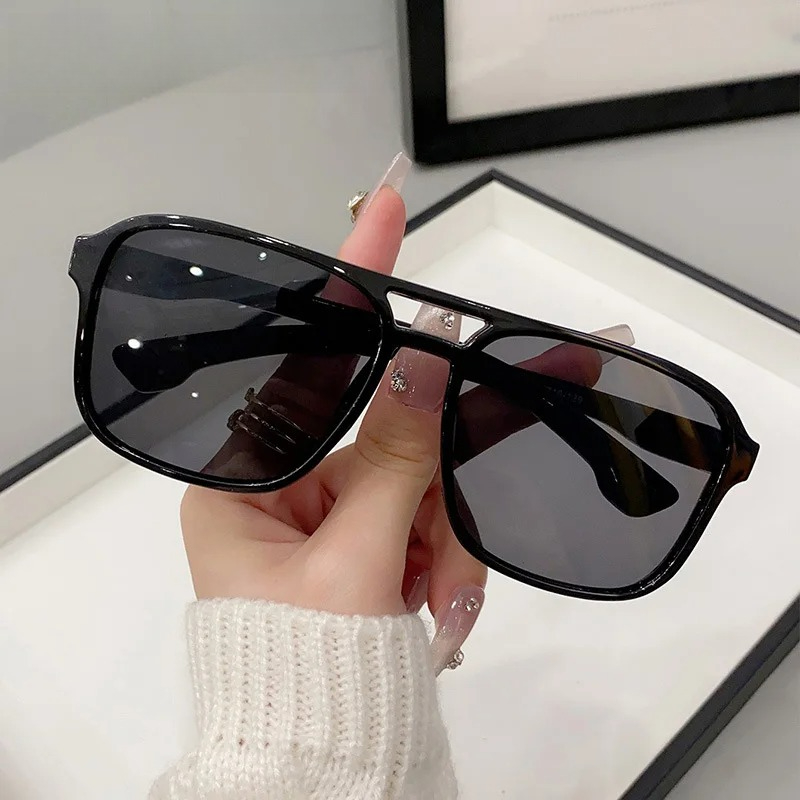 스퀘어 더블 브리지 선글라스 여성 레트로 쉐이드 UV4 - Street Fashion Glasses 리뷰 및 가격